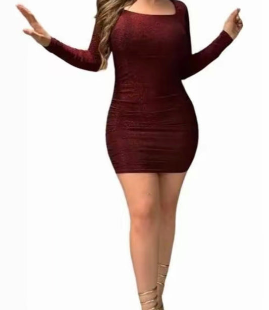 LONG SLEEVE GLITTER DRESS